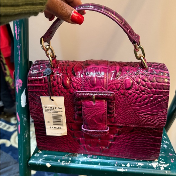 Brand NEW Brahmin“Small Hallie” comes with registration card, strap and dust bag - Picture 3 of 6